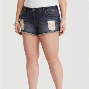 Torrid lace skinny short short vintage stretch jean shorts size 14 .